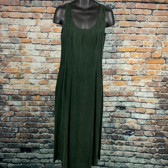Wild Rose Dresses & Skirts - Wild Rose green dress & Jacket size 10